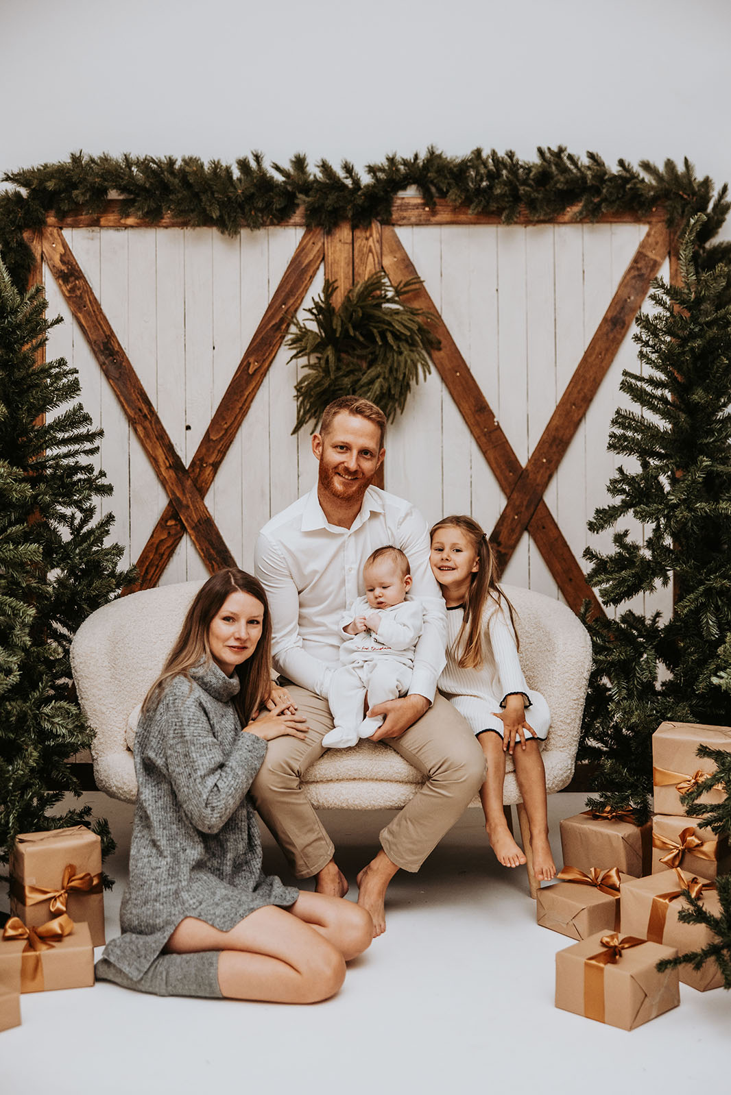 DruzinicaSmrekicoPampaskeTrave BozicnoFotografiranjeJanaSimon2023