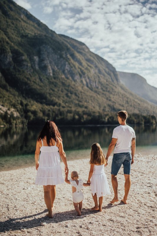 DruzinskoFotografiranjeObJezeru Bohinj Gorenjska 001